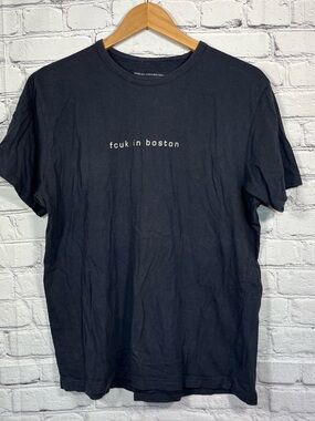 French Connection FCUK in Boston Graphic T-Shirt Mens Size Large Black